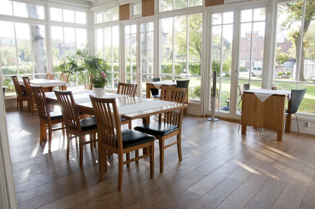 Hotel Wictoria Mariestad Pokoj fotografie